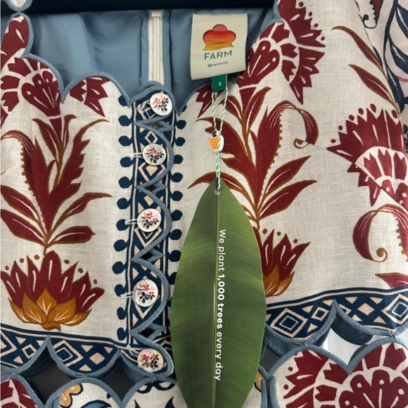 NWT FARM Rio Red and Green Square Neck Midi Dress - Picture 3 of 8